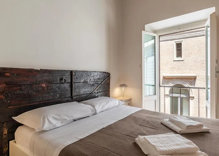 Guesthost - Cancelleria Rooftop Garden روما