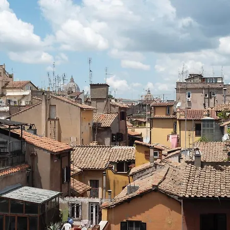 Guesthost - Cancelleria Rooftop Garden Rome